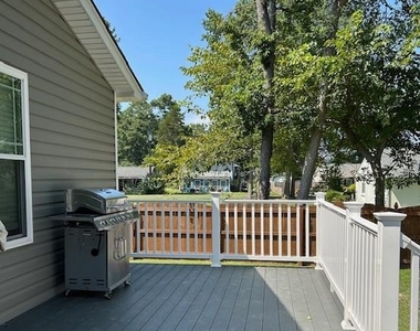 119 N Cedar Lane - Photo Thumbnail 16