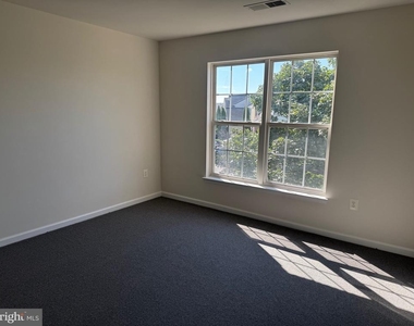 9719 Inkwood Drive - Photo Thumbnail 43