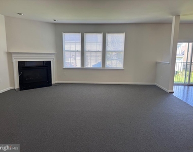 9719 Inkwood Drive - Photo Thumbnail 16