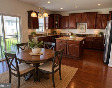 9719 Inkwood Drive - Photo Thumbnail 10