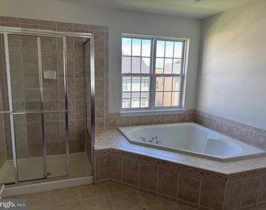 9719 Inkwood Drive - Photo Thumbnail 31