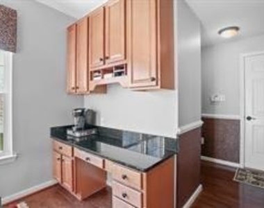 22 Town Center Drive - Photo Thumbnail 25