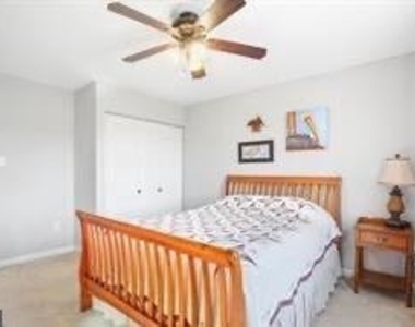 22 Town Center Drive - Photo Thumbnail 9