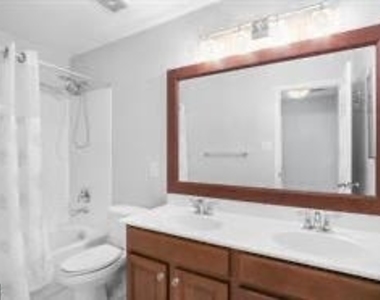 22 Town Center Drive - Photo Thumbnail 8