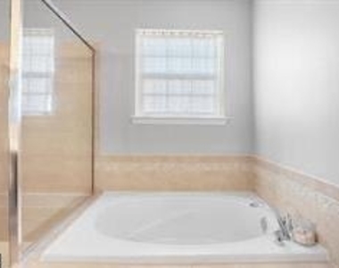22 Town Center Drive - Photo Thumbnail 13