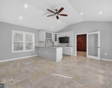 43602 Millay Court - Photo Thumbnail 14