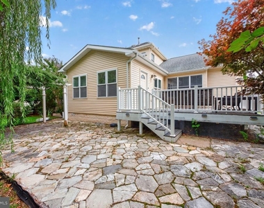 43602 Millay Court - Photo Thumbnail 29