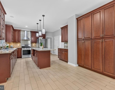 43602 Millay Court - Photo Thumbnail 10