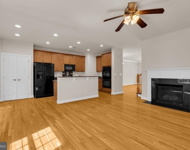 12213 Silver Cypress Terrace - Photo Thumbnail 7