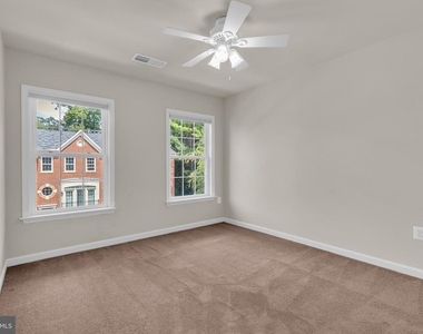12213 Silver Cypress Terrace - Photo Thumbnail 22