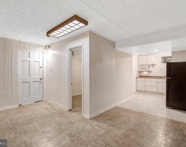8916 Braeburn Drive - Photo Thumbnail 43