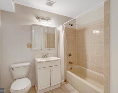 8916 Braeburn Drive - Photo Thumbnail 49