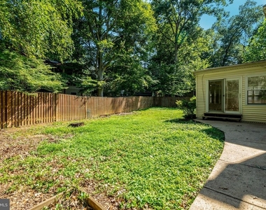 8916 Braeburn Drive - Photo Thumbnail 55