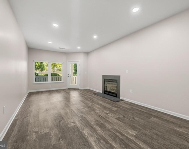 14301 Rosy Lane - Photo Thumbnail 9