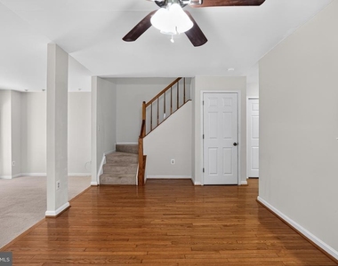 5926 Gunther Court - Photo Thumbnail 17