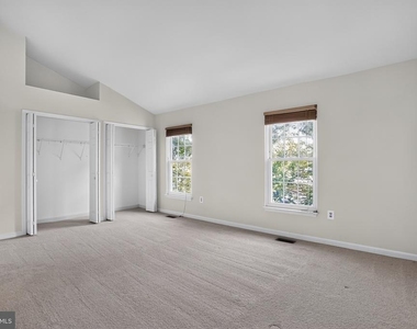 5926 Gunther Court - Photo Thumbnail 18