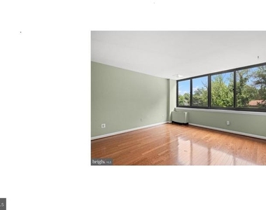 600 Roosevelt Boulevard - Photo Thumbnail 3