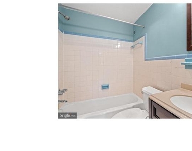 600 Roosevelt Boulevard - Photo Thumbnail 4
