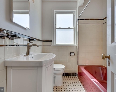 425 E Luray Avenue - Photo Thumbnail 17