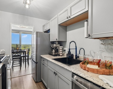 301 N Beauregard Street - Photo Thumbnail 14