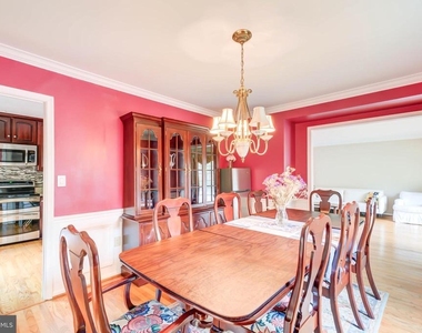 2329 S Rolfe Street - Photo Thumbnail 16