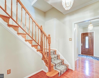 2329 S Rolfe Street - Photo Thumbnail 3