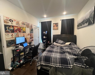 1824 Ridge Avenue - Photo Thumbnail 16