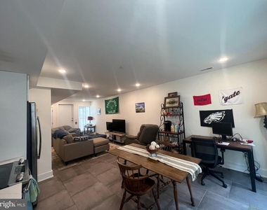 1824 Ridge Avenue - Photo Thumbnail 2