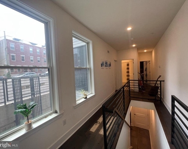 1824 Ridge Avenue - Photo Thumbnail 15
