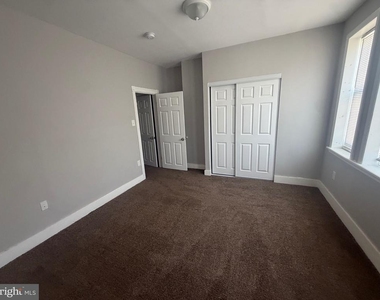 3533 Joyce Street - Photo Thumbnail 7