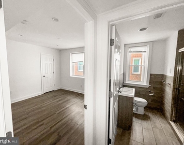 274 S 58th Street - Photo Thumbnail 7