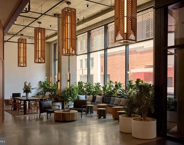 1134 Sansom Street - Photo Thumbnail 10