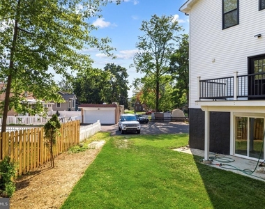 2370 Randolph Street - Photo Thumbnail 29