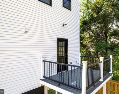 2370 Randolph Street - Photo Thumbnail 31