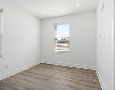 2370 Randolph Street - Photo Thumbnail 19