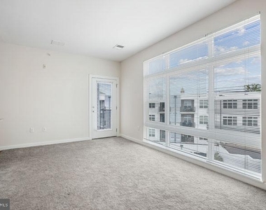 131 Bridge Street - Photo Thumbnail 9