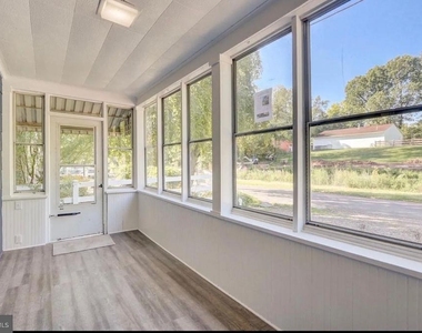 46 N Edgewater Avenue - Photo Thumbnail 15