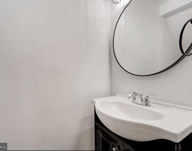 46 N Edgewater Avenue - Photo Thumbnail 2