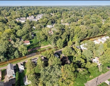 46 N Edgewater Avenue - Photo Thumbnail 9