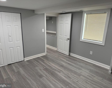 8803 48th Avenue - Photo Thumbnail 22
