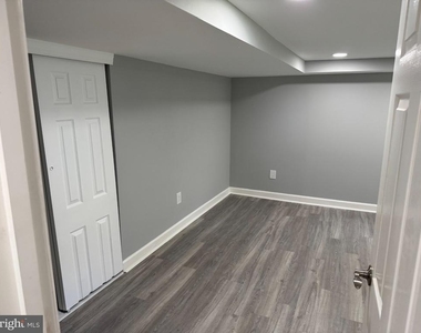 8803 48th Avenue - Photo Thumbnail 24