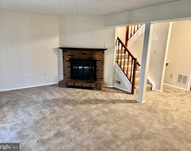 3723 Castle Terrace - Photo Thumbnail 3
