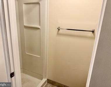 3723 Castle Terrace - Photo Thumbnail 13