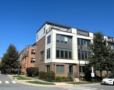 8051 Tribeca Street - Photo Thumbnail 34