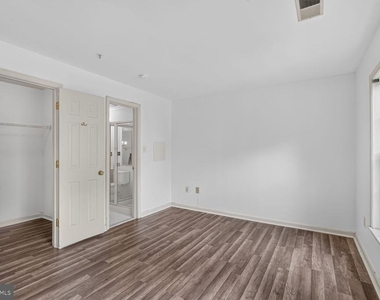 15308 Diamond Cove Terrace - Photo Thumbnail 9