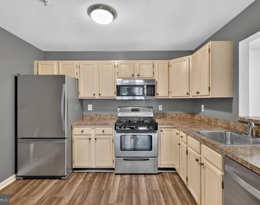 15308 Diamond Cove Terrace - Photo Thumbnail 5