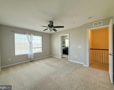 6507 Britannic Place - Photo Thumbnail 22