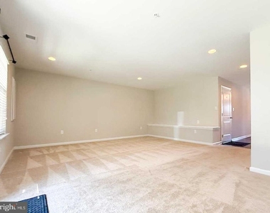 6507 Britannic Place - Photo Thumbnail 5