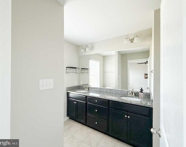 6507 Britannic Place - Photo Thumbnail 23