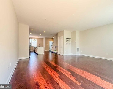 6507 Britannic Place - Photo Thumbnail 10